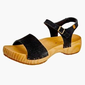 El Naturalista Women’s Wood Platform Sandals – Size 40 (US 9–